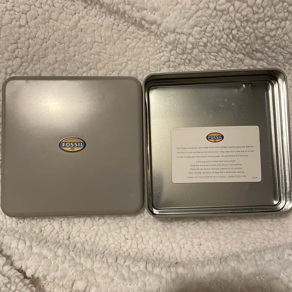 Fossil tin